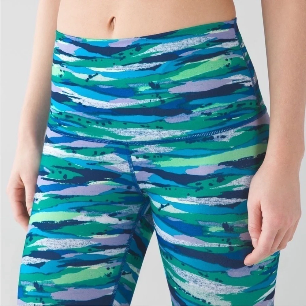 EUC - Lululemon Wunder Under Crop/Soul Cycle Collab - seven wonders - 6